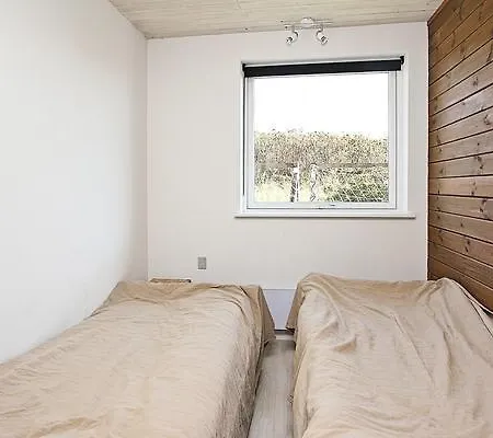 Three-bedroom Holiday In 66 Casa vacanze *
